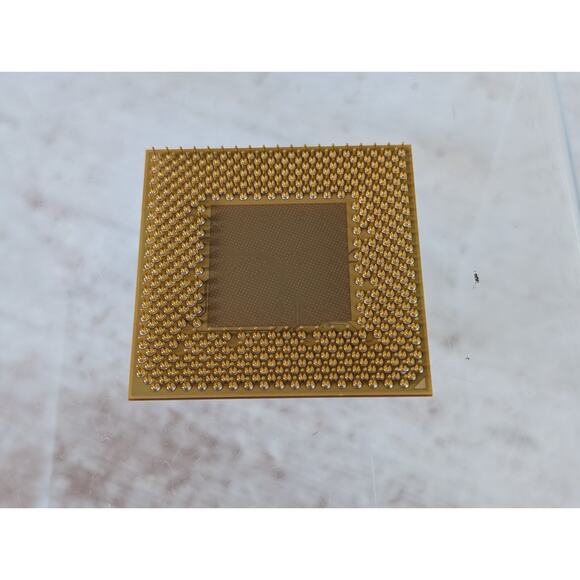 AMD Semprom 2400+ Socket 462/A SDA2400DUT3D CPU PC Processor 1.6GHz 32-bit - Picture 5 of 6